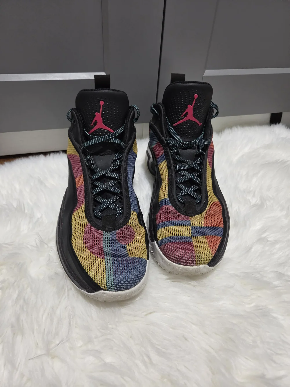 Jordan  Multicolor Knit Basketball Sneakers in Black with Pink Jumpman